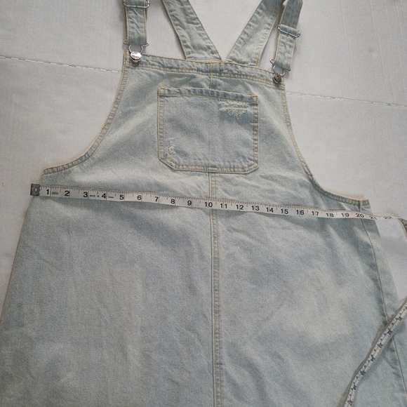 WILD Fable Pinafore Light Wash Distressed Denim Overalls Mini Dress Size XL - Picture 5 of 11